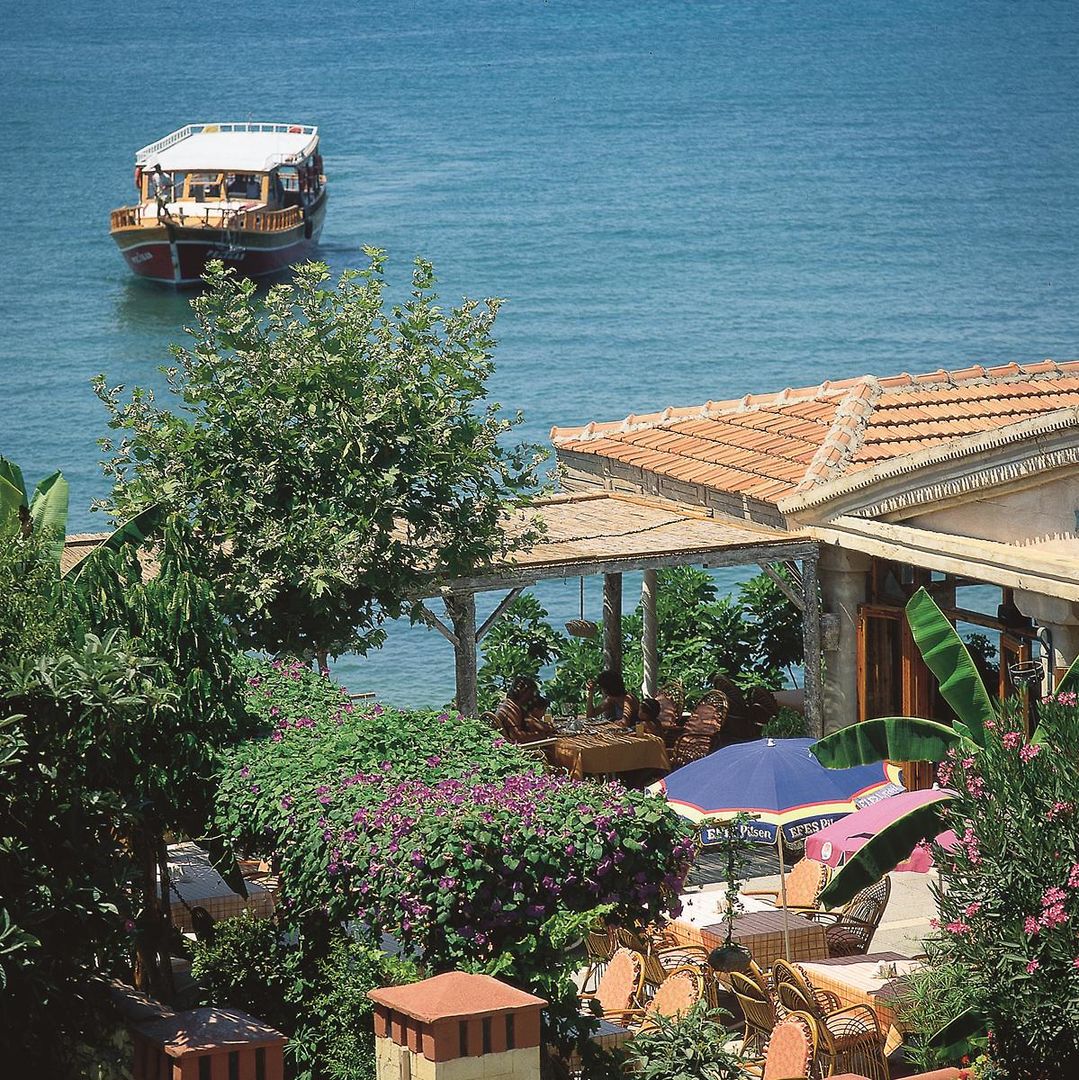 side kleopatra beach hotel