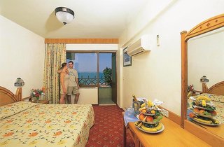 side kleopatra beach hotel