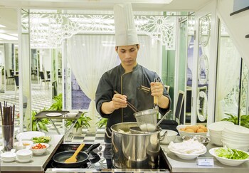 minerva church hotel