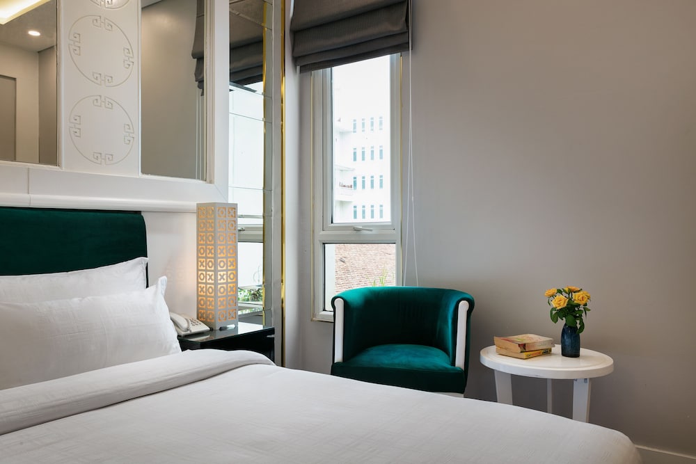 minerva church hotel