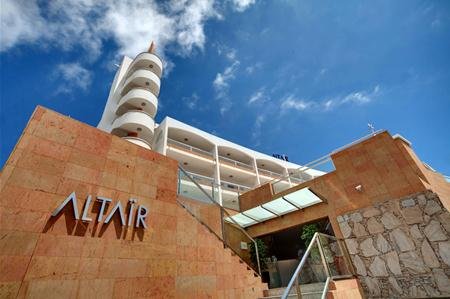 altair apartamentos