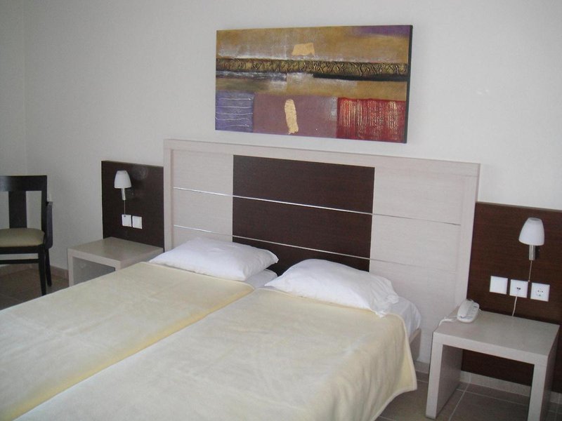 iris hotel