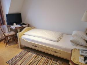 Tilman Riemenschneider,Franconia>>Ansbach,4 star