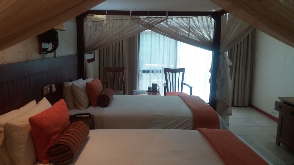 cresta mowana safari resort and spa