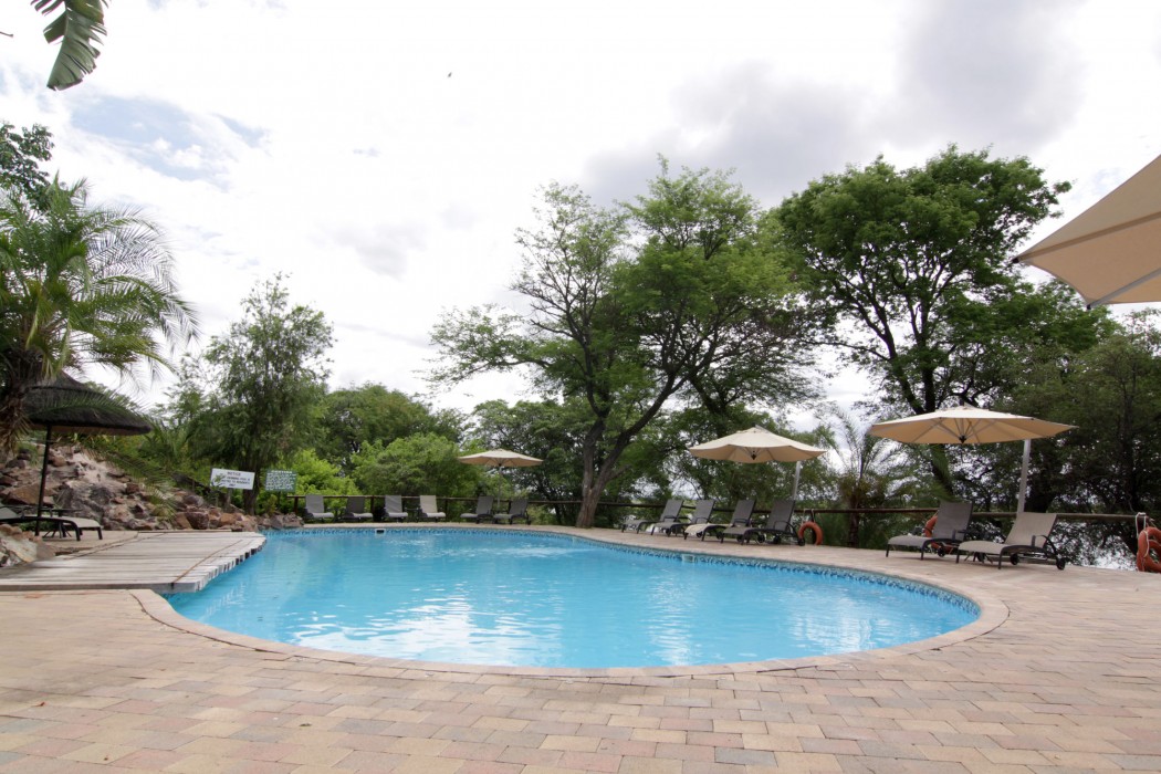 cresta mowana safari resort and spa