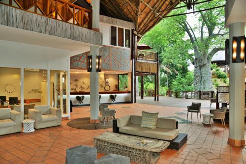 cresta mowana safari resort and spa