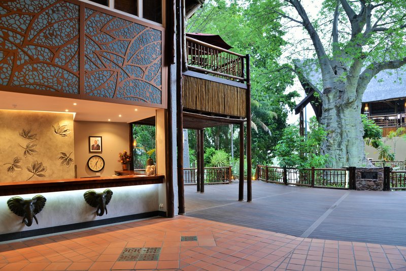 cresta mowana safari resort and spa
