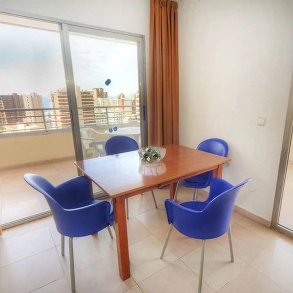 aparthotel bcl levante lux