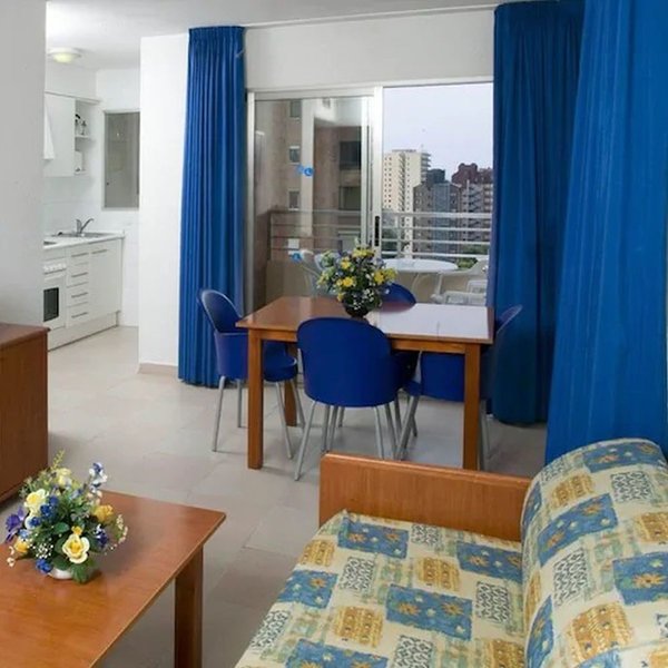 aparthotel bcl levante lux