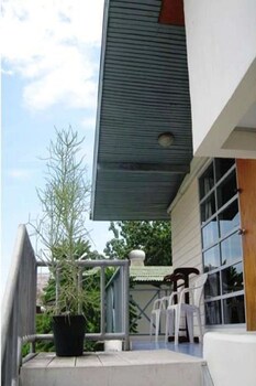 phi phi inn