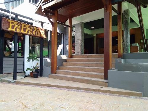 phi phi inn