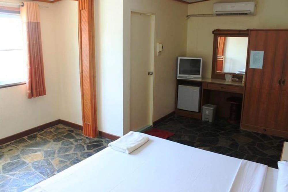 phi phi inn