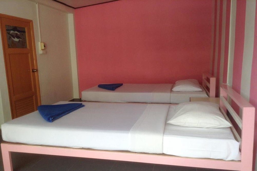 phi phi inn