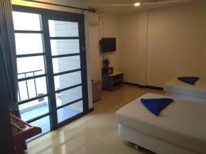 phi phi inn