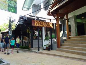 phi phi inn