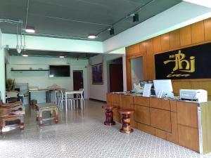 phi phi inn