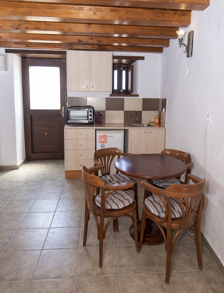 goulas traditional guesthouse