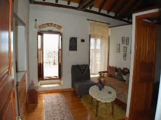 goulas traditional guesthouse