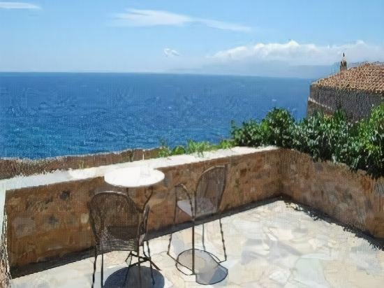 goulas traditional guesthouse