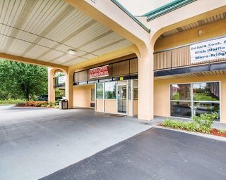 econo lodge troy