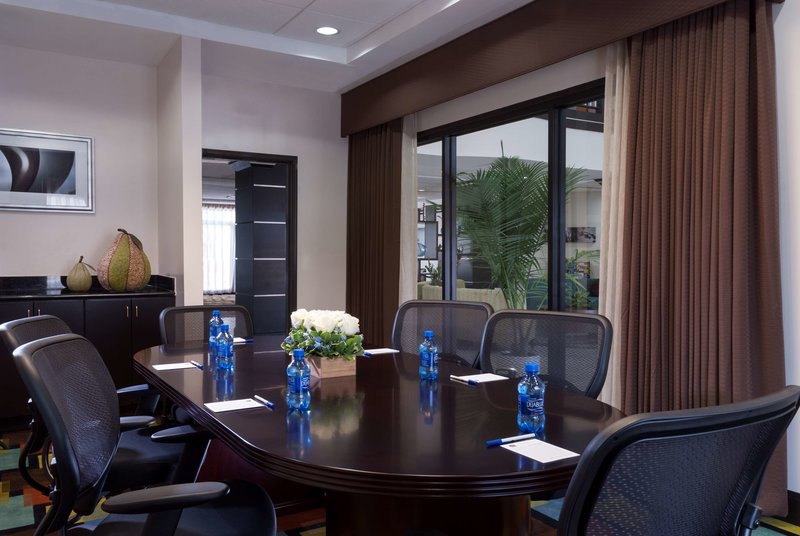 spark by hilton houston bush intercontinental airport