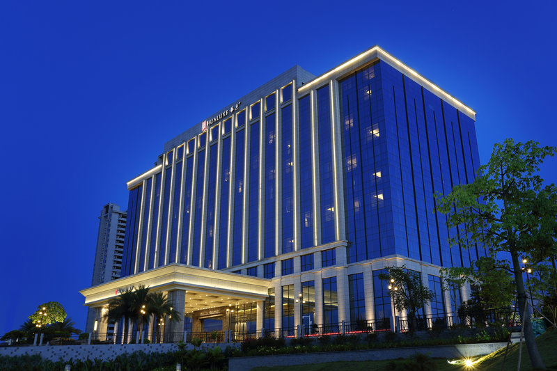 Hualuxe Hotels & Resorts Yangjiang City Center, An Ihg Hotel