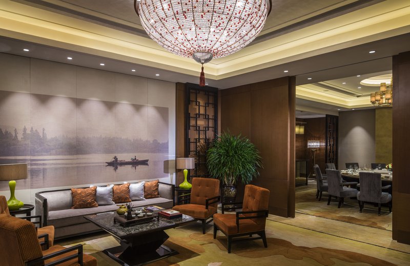 hualuxe hotels and resorts yangjiang city center
