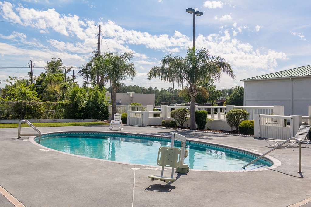 motel 6 waycross ga