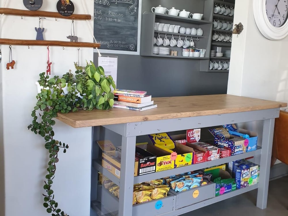 leeuwenzee guest house