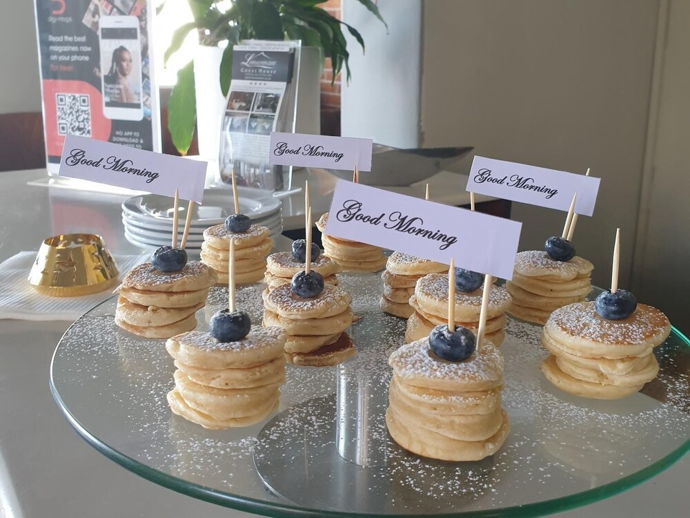 leeuwenzee guest house