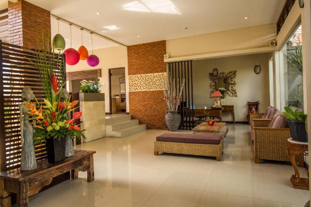 svarna suite seminyak
