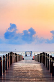 eskala hotels and resorts ngwe saung