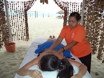 eskala hotels and resorts ngwe saung
