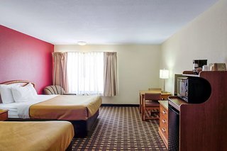 econo lodge inn and suites