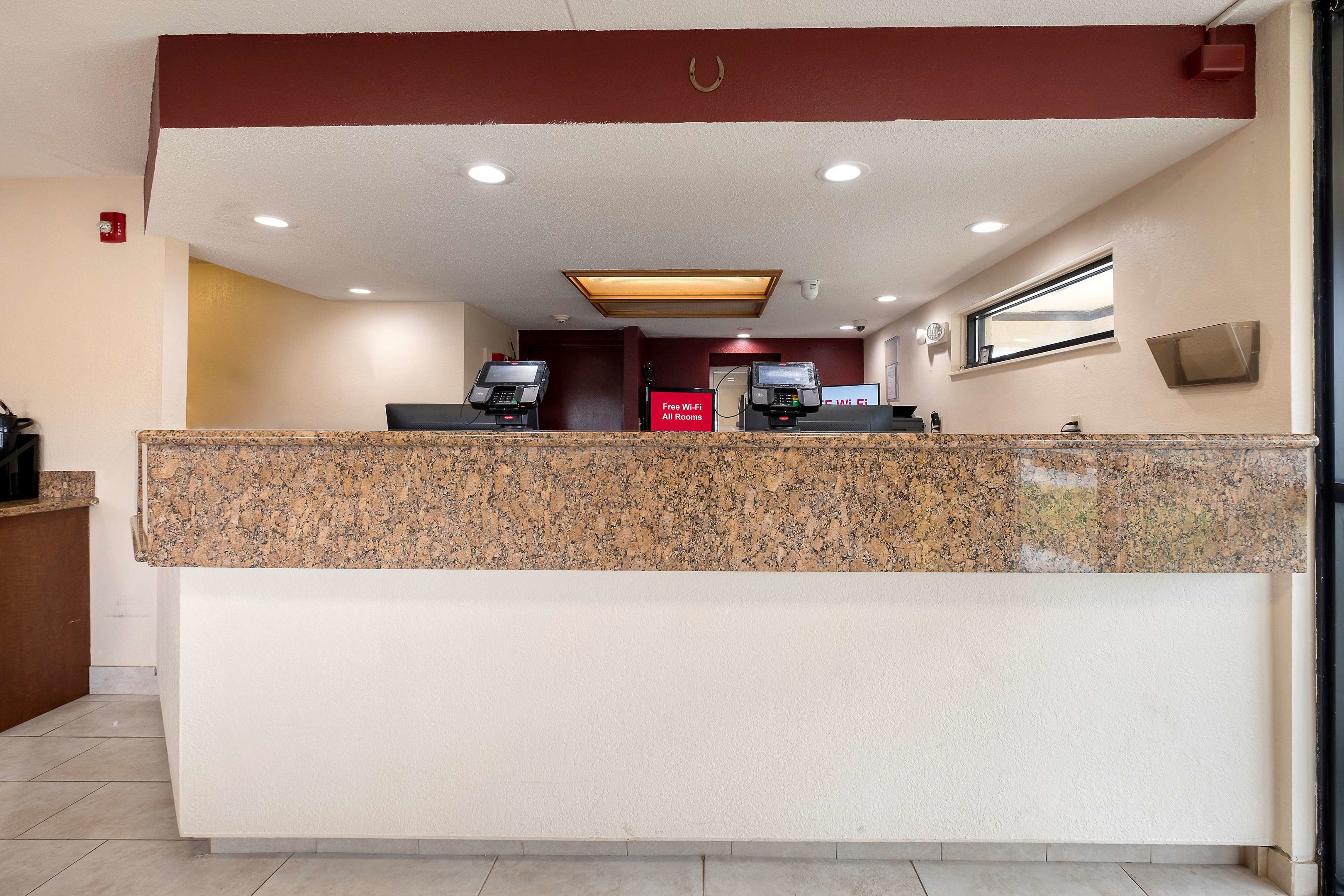 red roof inn shreveport