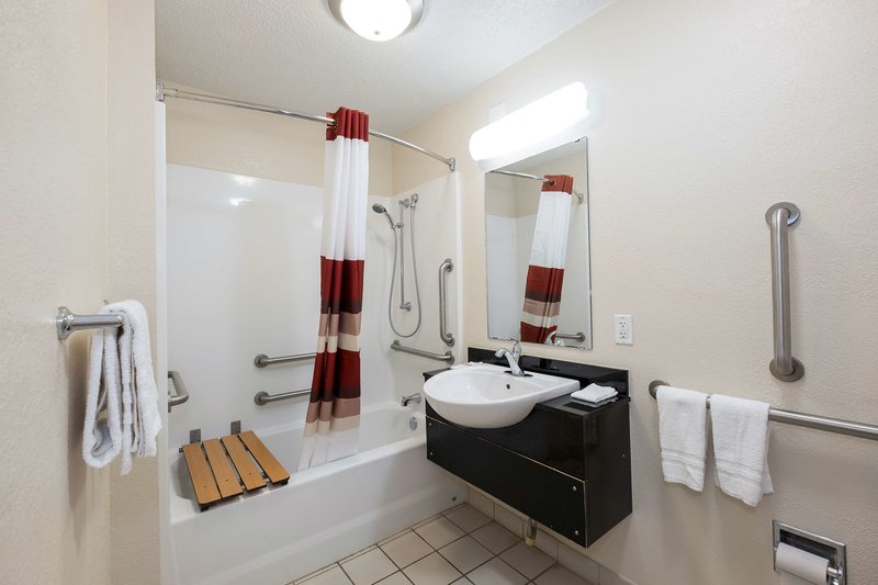 red roof inn shreveport
