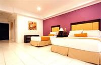 white house beach resort