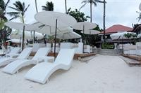 white house beach resort