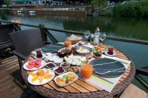 agva gizemli nehir hotel