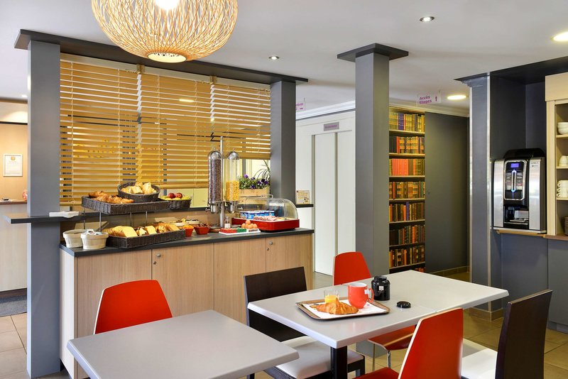 kyriad direct orleans la chapelle st mesmin