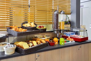 kyriad direct orleans la chapelle st mesmin