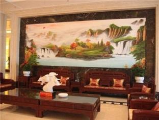 Greentree Huainan Tianjiaan Square Guangchang Road Hotel,Near Huainan Sports Center,3 star