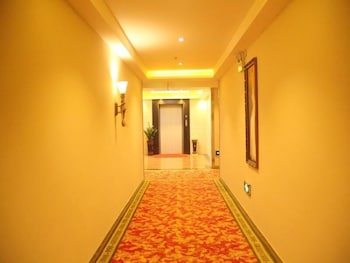 greentree inn guangzhou chimelong paradise yuangang metro station hotel