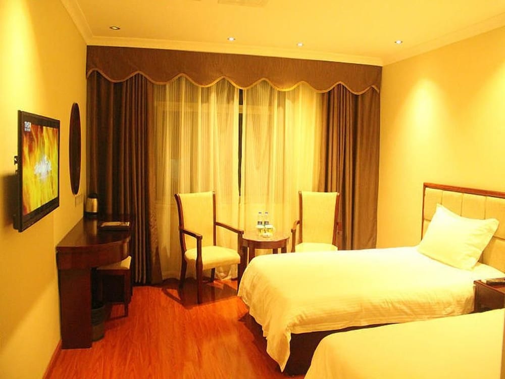 greentree inn guangzhou chimelong paradise yuangang metro station hotel