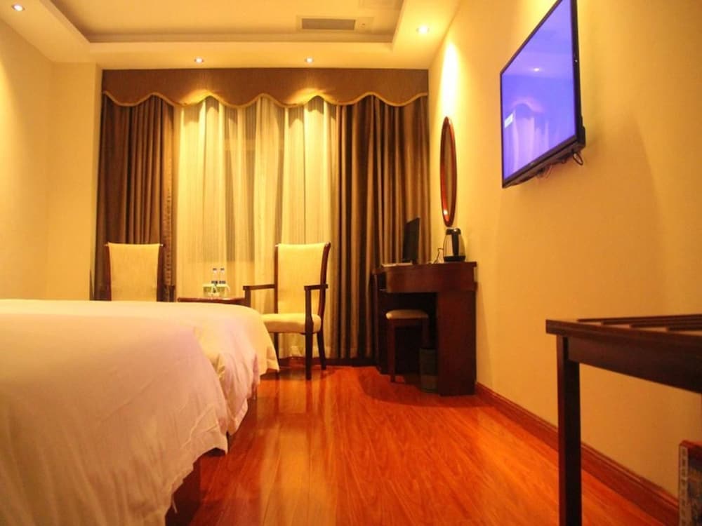 greentree inn guangzhou chimelong paradise yuangang metro station hotel