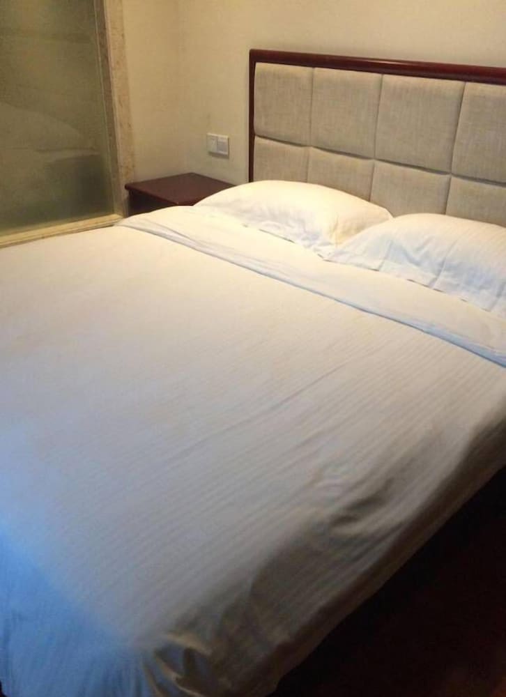 greentree inn guangzhou chimelong paradise yuangang metro station hotel