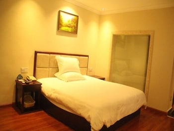 greentree inn guangzhou chimelong paradise yuangang metro station hotel
