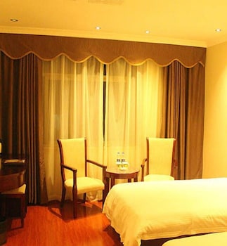 greentree inn guangzhou chimelong paradise yuangang metro station hotel