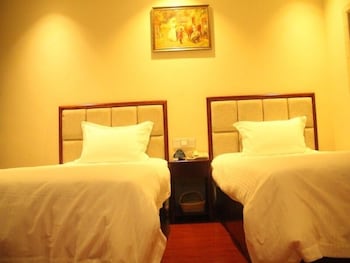 greentree inn guangzhou chimelong paradise yuangang metro station hotel