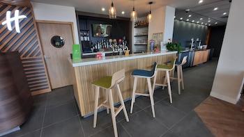 holiday inn calais by ihg